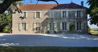 Stickings Andrew - Le Logis du Tirac Stickings Andrew - Le Logis du Tirac