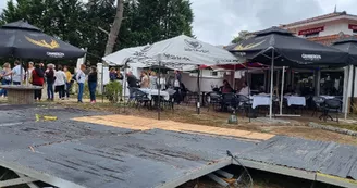 Charlie's café