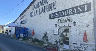 Restaurant l'Etable & Cabaret - Domaine de la Laigne Restaurant l'Etable & Cabaret - Domaine de la Laigne